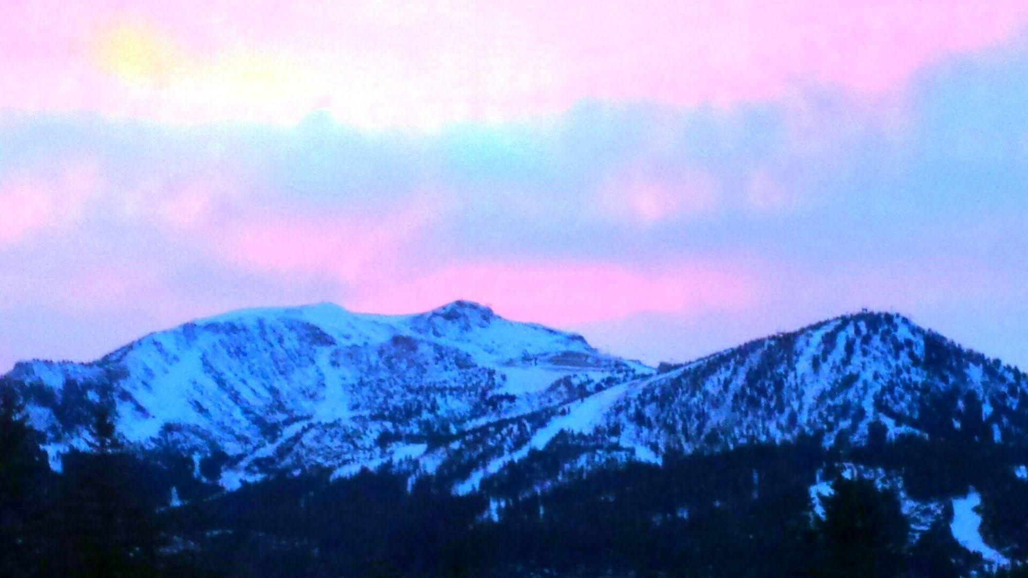 The Mammoth Creek Inn Mammoth Lakes Eksteriør bilde